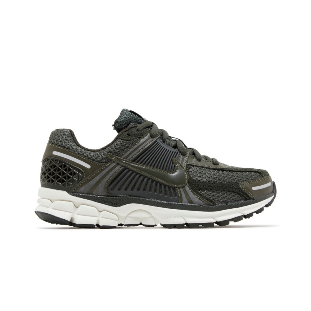 Nike Zoom Vomero 5